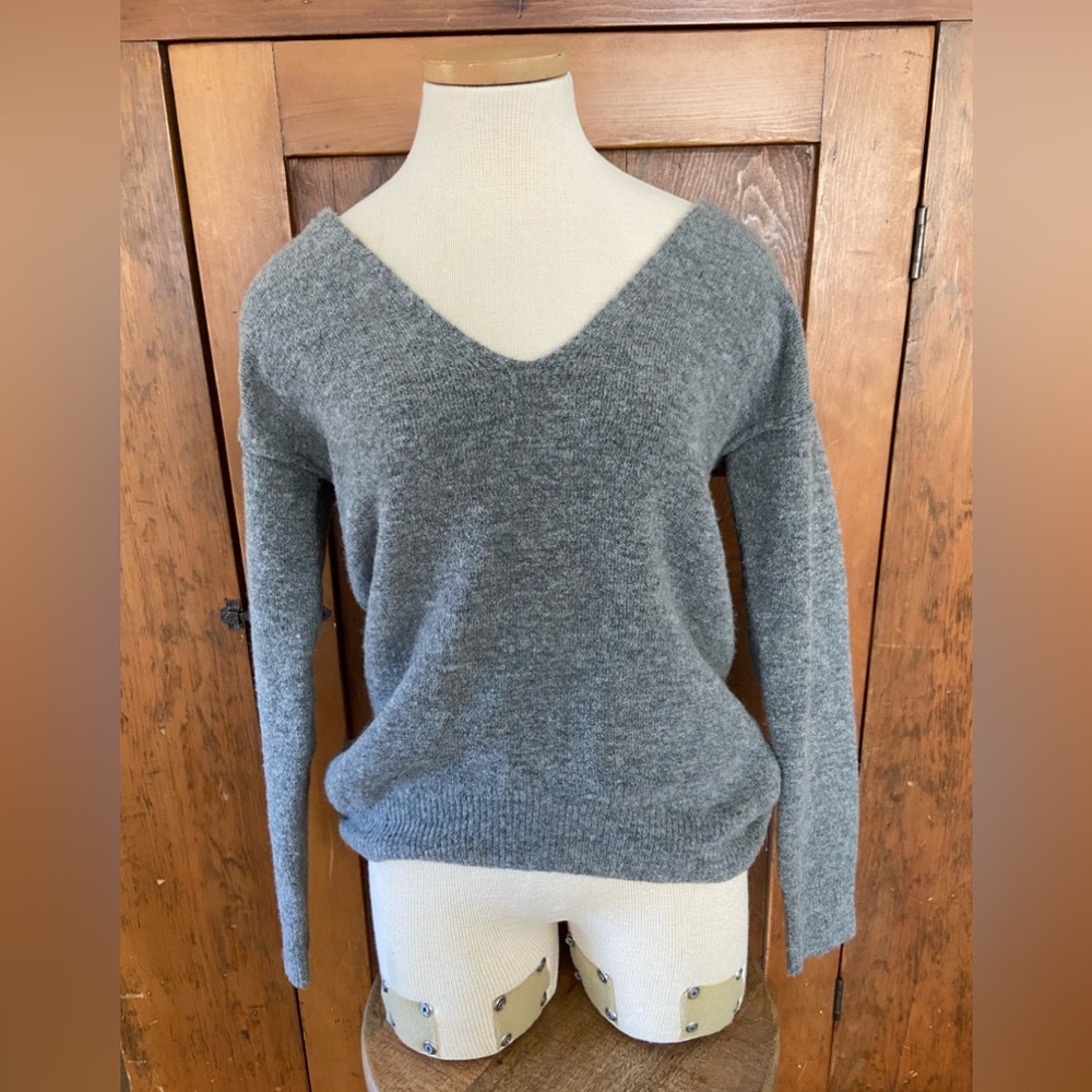 Guess Wool Pullover